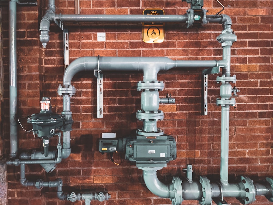 Wrench on pipework
